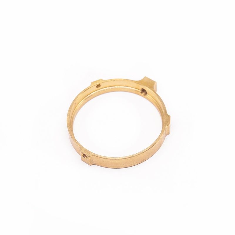 Professionele fabrikant Custom CNC Brass Ring Precision Watch Tools OEM CNC Fressen Vrouwelijke draad Brass Ring